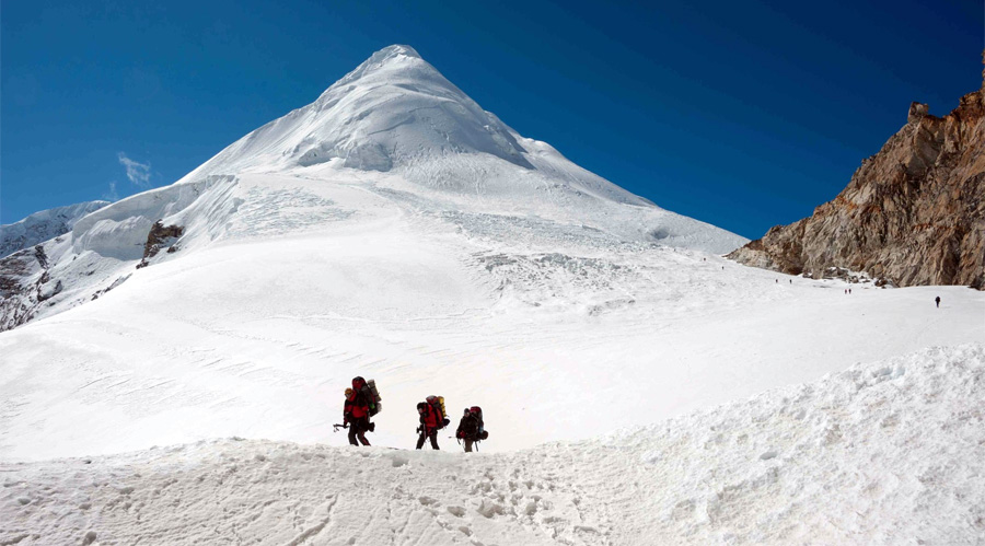 Pachermo Peak Climbing