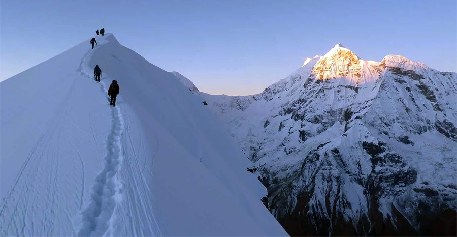 Singu Chuli Peak Climbing